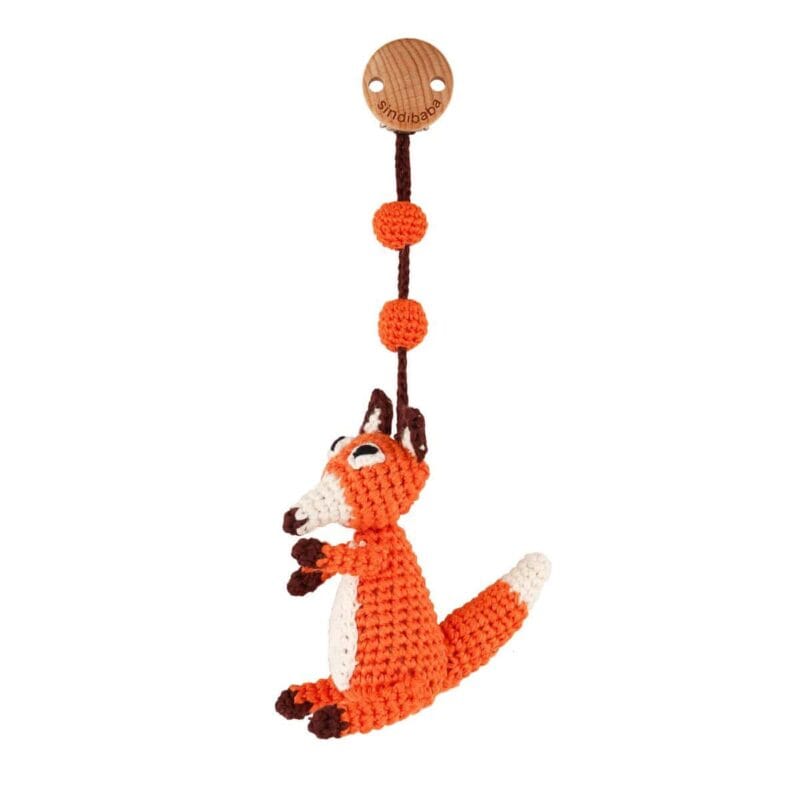 12479-Gehakelter-Spielbogenanhanger-Fuchs-FRED-seitlich Gehäkelter Spielbogenanhänger Fuchs FRED - seitlich
