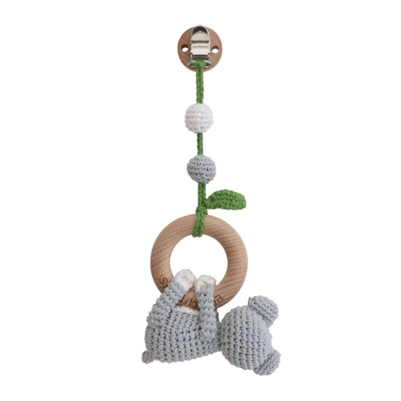 12524-Gehaekelter-Spielbogenanhaenger-Koala-COCO-hinten Gehäkelter Spielbogenanhänger Koala COCO - hinten
