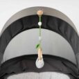 Spielbogenanhänger KOALA im Kinderwagen - hängend von unten