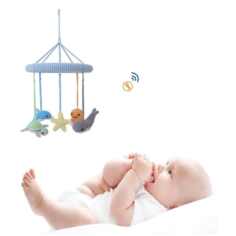 12529-4-Ocean-animals-4-in-1-Mobile-Pram-toy-Playgym-toy-und-Baby-rattle-in-one MEERESTIERE Mobile mit Baby - Freisteller