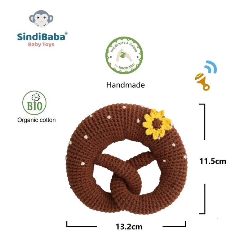 12628-baby-rattle-pretzel-sunflower-infographic-1 Gehäkelte Babyrassel Brezel mit Sonnenblume und Maßangaben